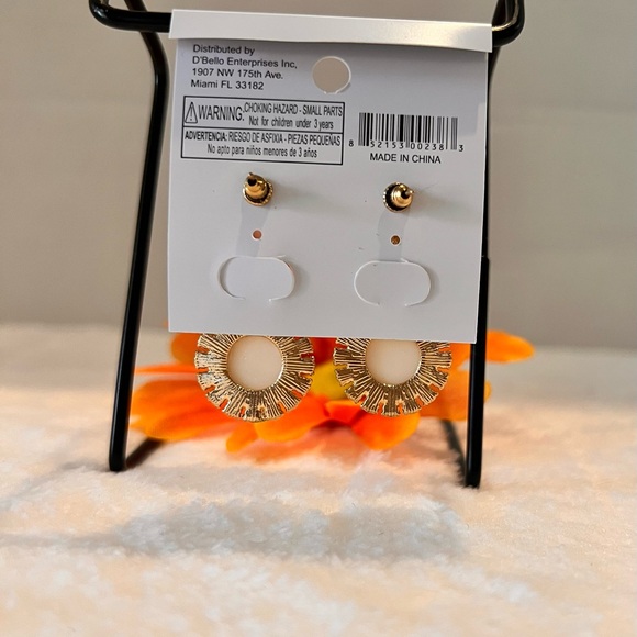 Pink and Beige Earrings - Picture 2 of 3